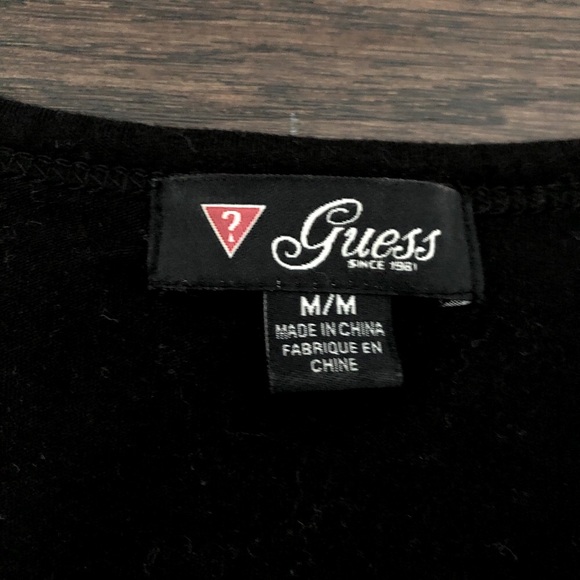 Black Guess T-Shirt - Picture 3 of 3